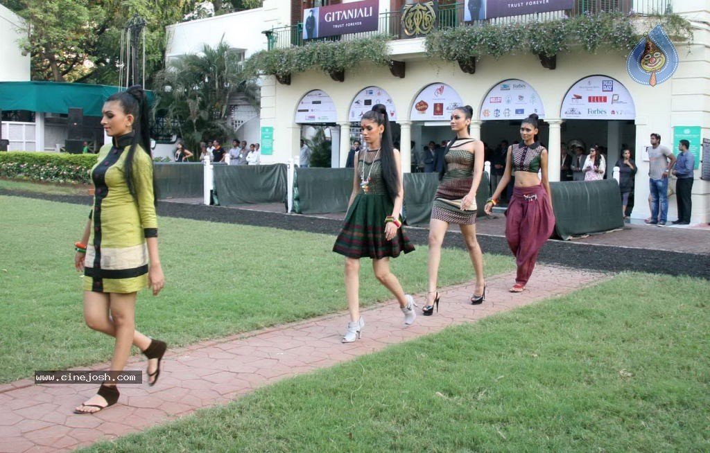 Gitanjali 2011 Fashion Show - 3 / 37 photos