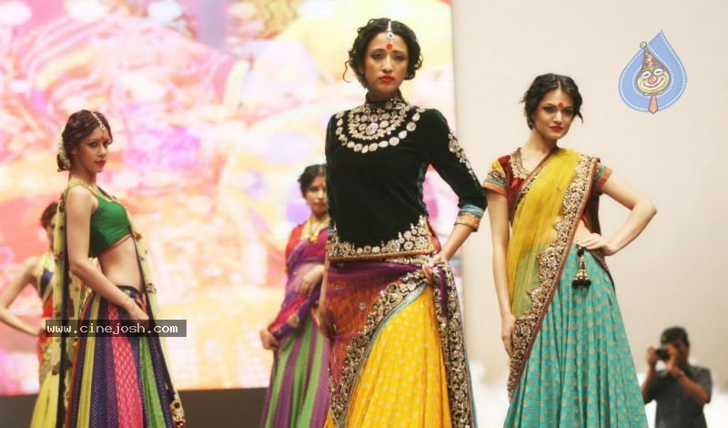 Gitanjali Cyclothon Fashion Show 2011 - 55 / 60 photos