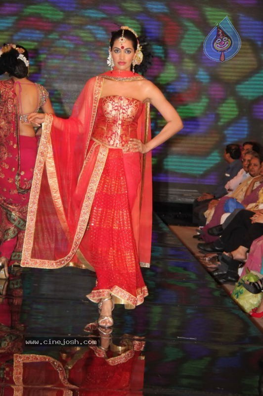Gitanjali Tour De India Fashion Show - 87 / 94 photos