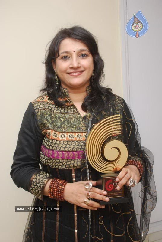 Celebs at Global Indian Music Awards - 15 / 147 photos