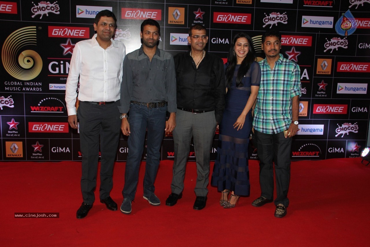 Global Indian Music Awards 2015 Red Carpet - 41 / 53 photos