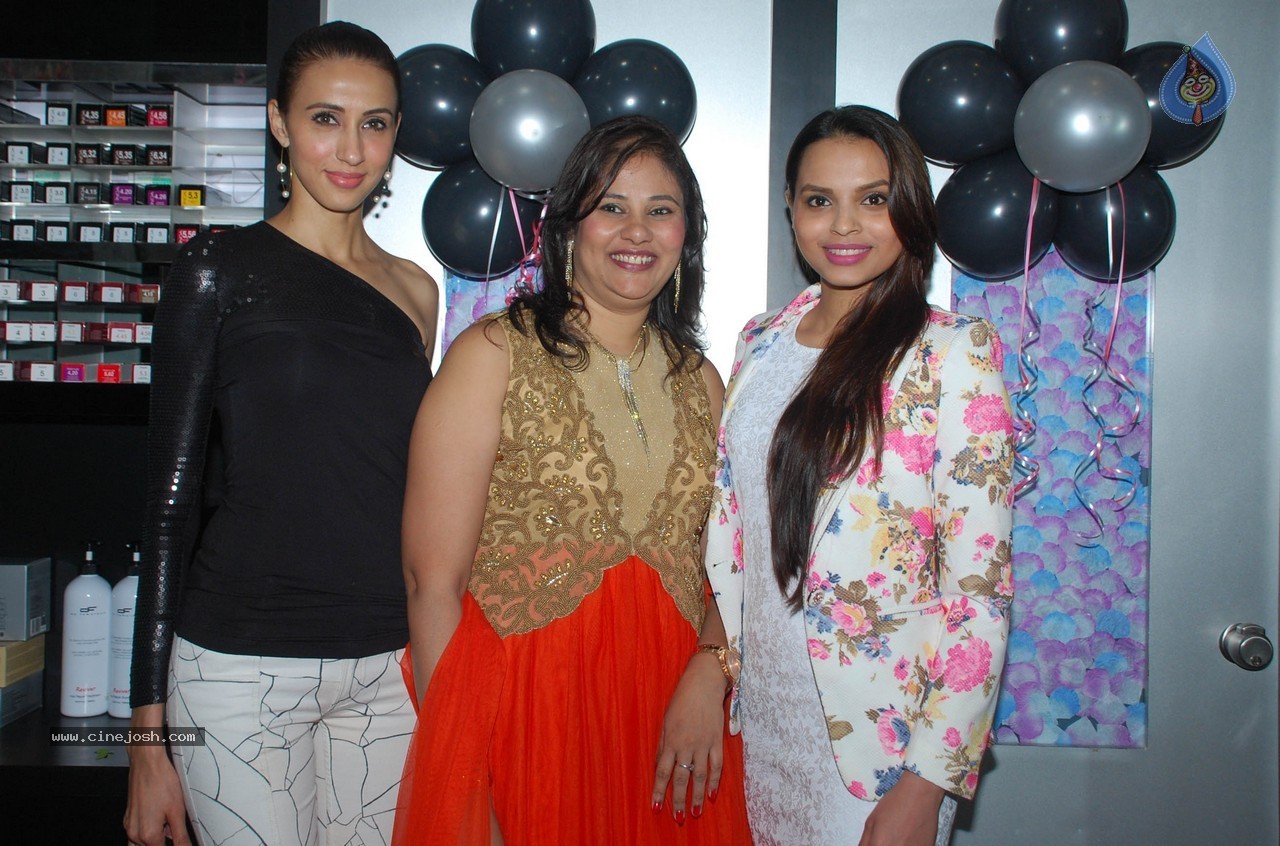Glow Studio Salon n Spa Launch - 25 / 25 photos