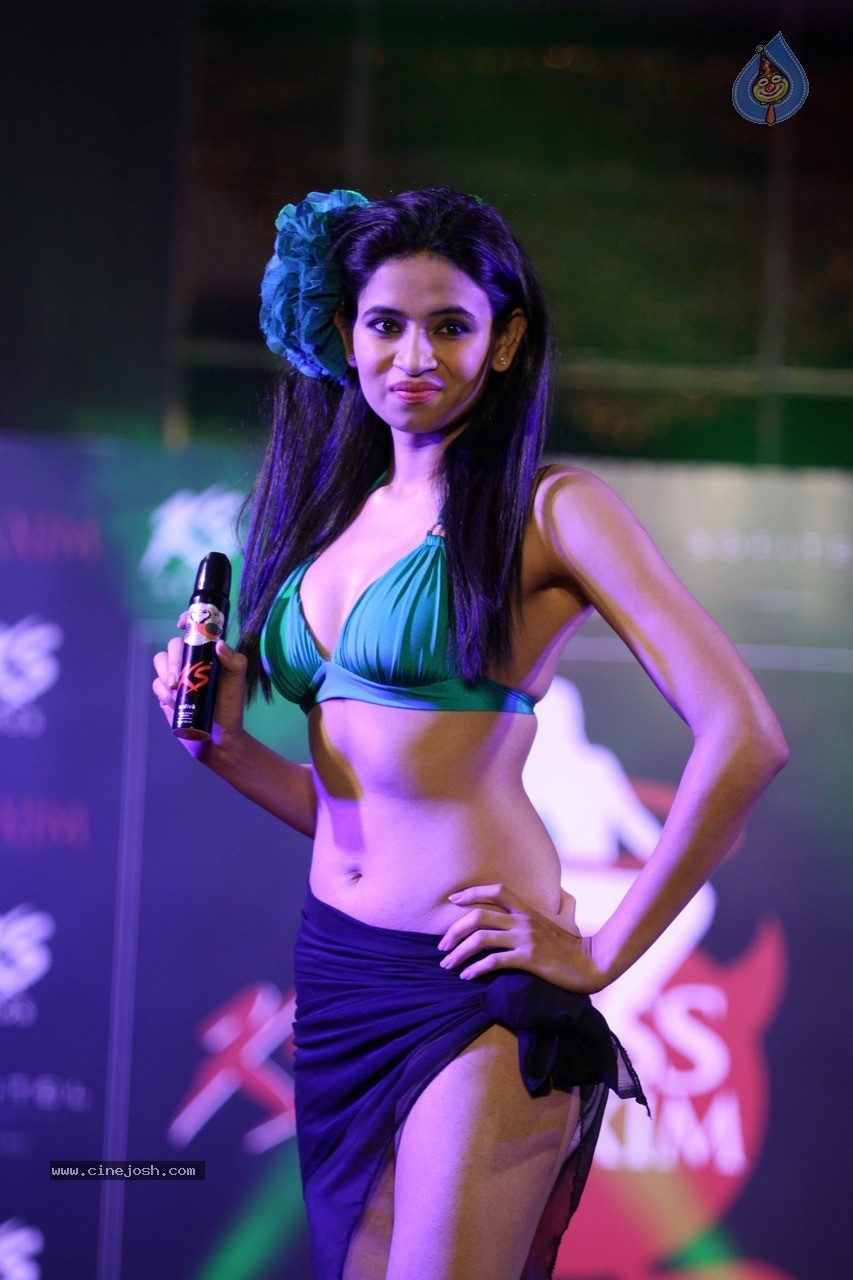Grand Finale of Kama Sutra Miss Maxim 2015 - 9 / 76 photos