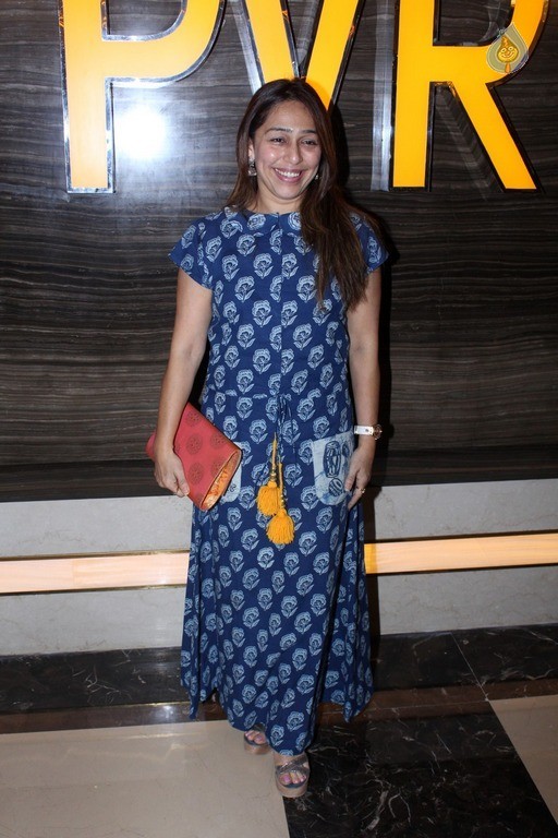 Grand Premiere Of Marathi Film Fugay Photos - 9 / 42 photos
