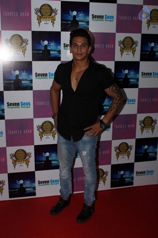 Producer Vikas Gupta Birthday Bash - 20 / 63 photos