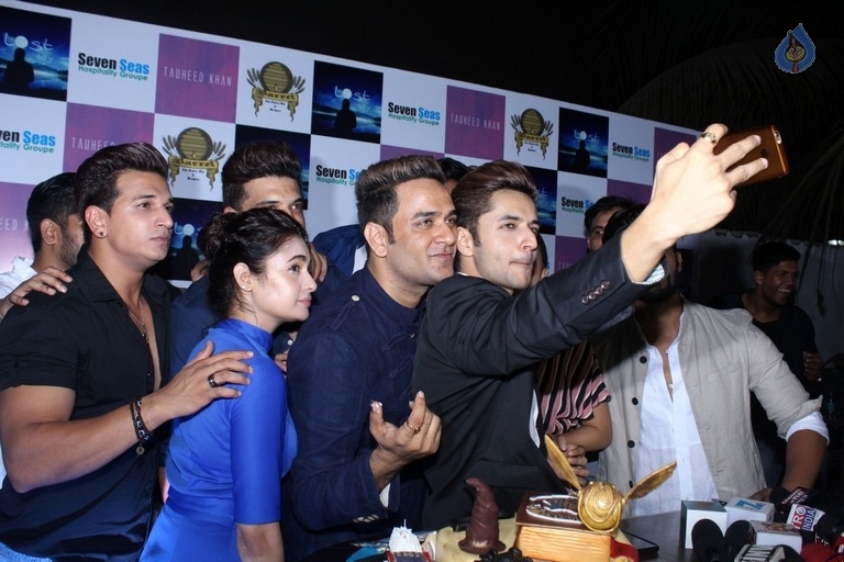 Producer Vikas Gupta Birthday Bash - 30 / 63 photos