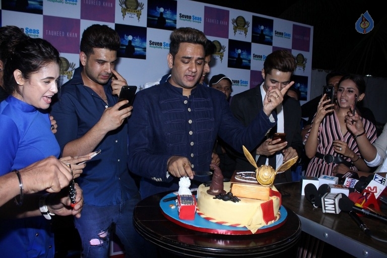 Producer Vikas Gupta Birthday Bash - 60 / 63 photos