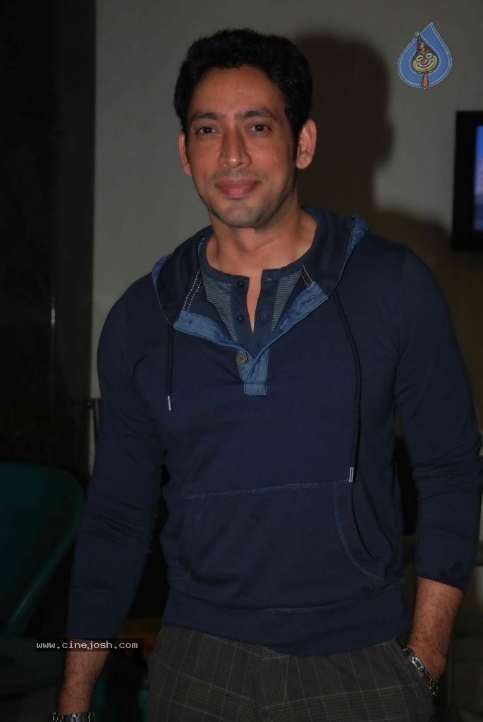Gutar Gu 100 Episodes Celebration - 23 / 46 photos