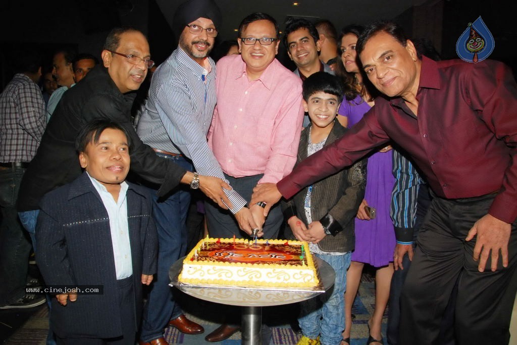 Gutar Gu 100 Episodes Celebration - 37 / 46 photos