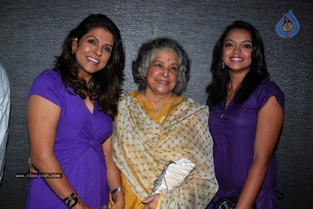 Gutar Gu 100 Episodes Celebration - 40 / 46 photos