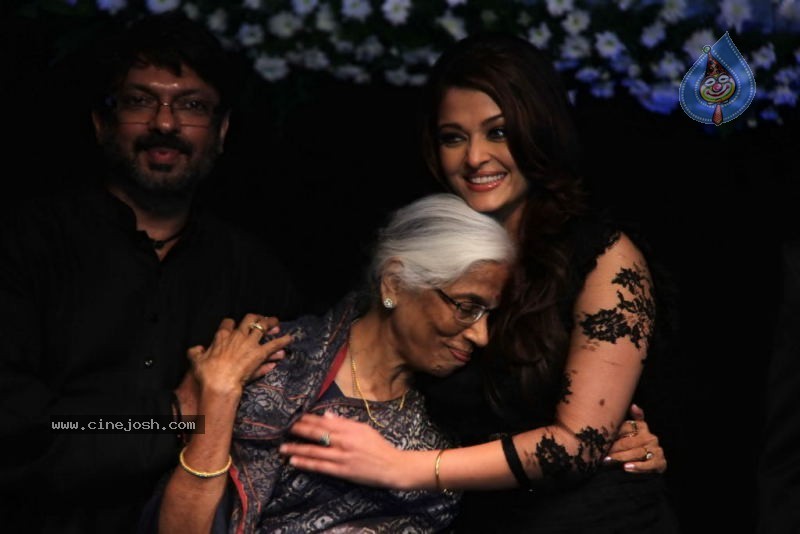 Guzaarish Music Launch at Yash Raj Studios - 31 / 49 photos