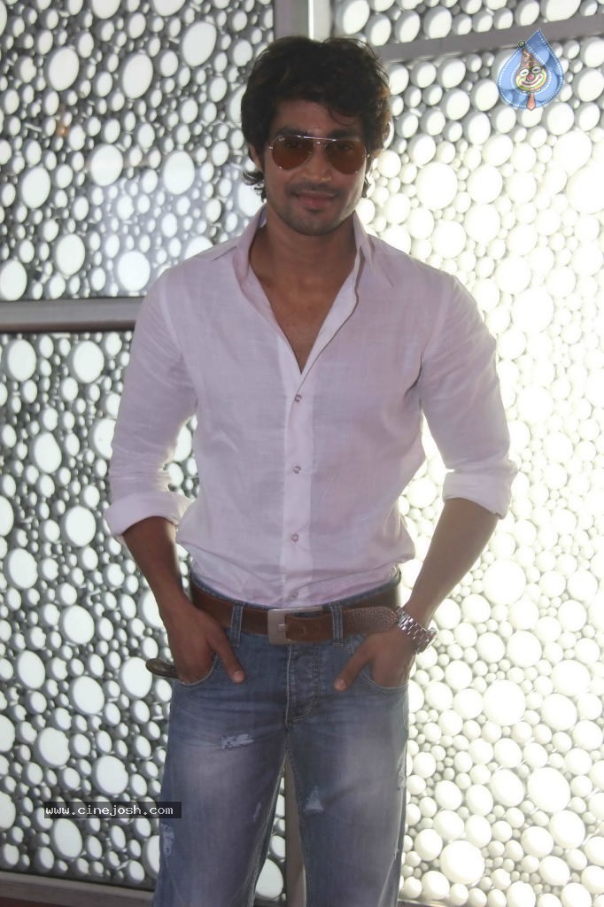 Hai Movie Music Launch - 14 / 34 photos