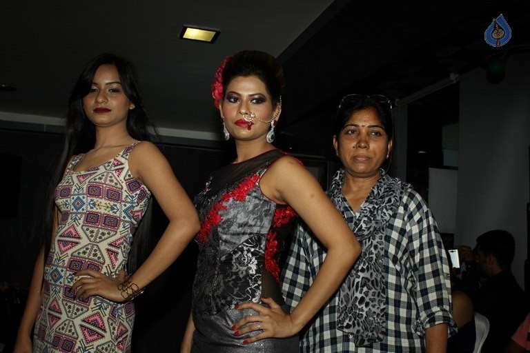 Hair and Makeup Fiesta By Bharat and Dorris - 39 / 84 photos