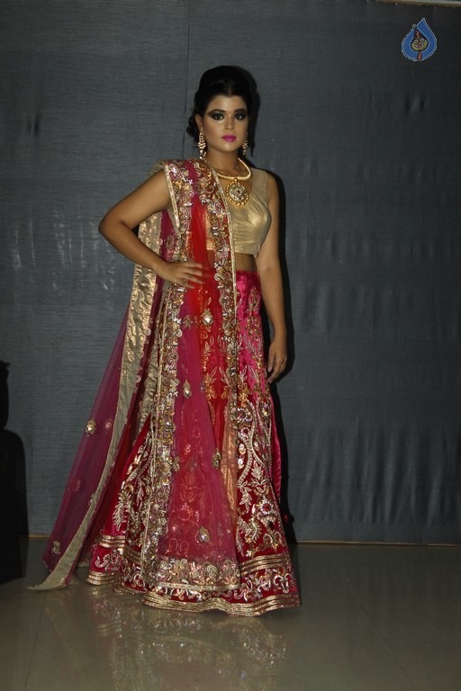 Hair and Makeup Fiesta By Bharat and Dorris - 70 / 84 photos