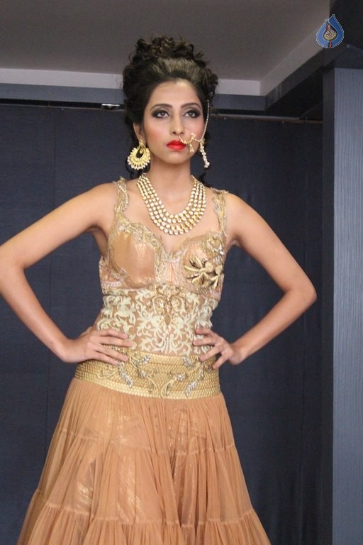 Hair and Makeup Fiesta By Bharat and Dorris - 74 / 84 photos