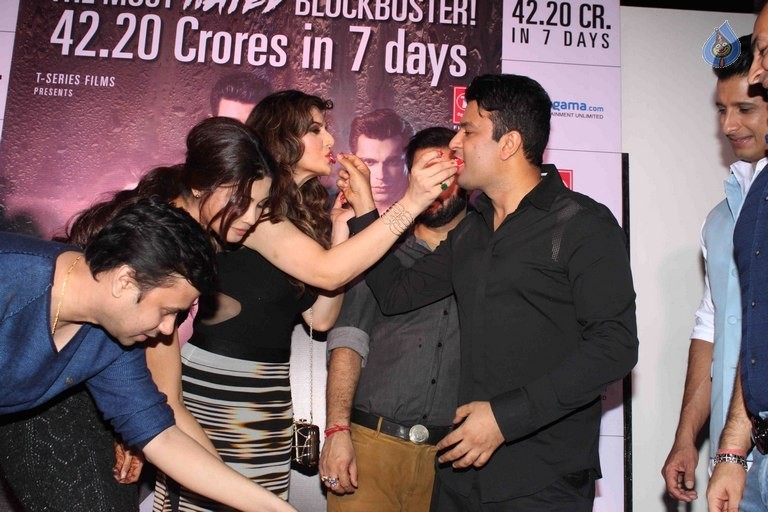 Hate Story 3 Success Party - 16 / 21 photos