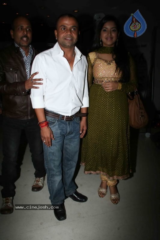 Hello Hum Lallan Bol Rahen Hai Movie Logo Launch - 11 / 15 photos