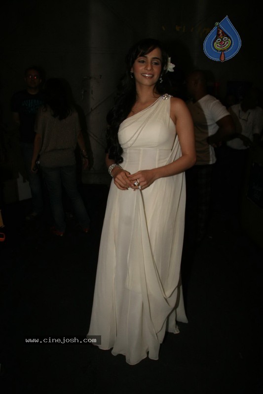 Hema Malini on Indian Idol - 20 / 47 photos