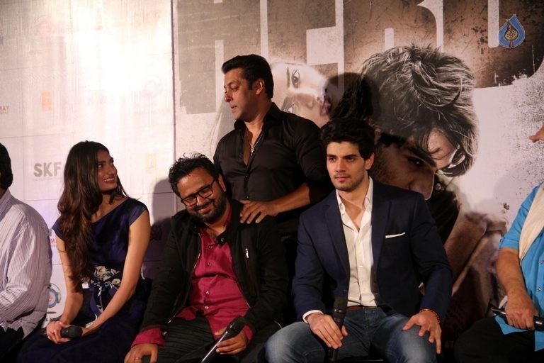 Hero Film Trailer Launch Photos - 16 / 42 photos
