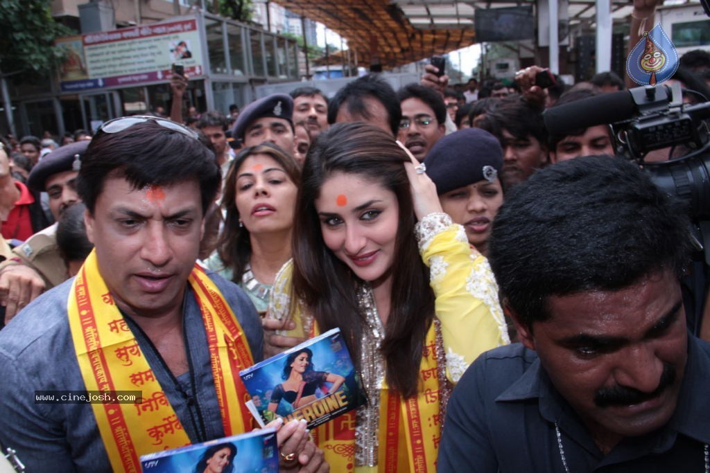 Kareena Heroine Music Launch at Siddhivinayak Temple - 17 / 45 photos