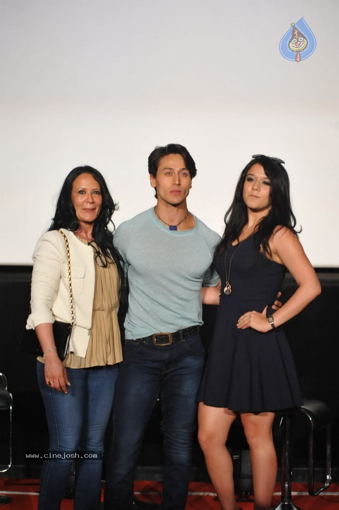 Heropanti First Look Launch - 1 / 93 photos