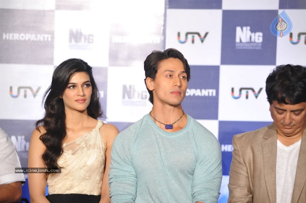 Heropanti First Look Launch - 11 / 93 photos