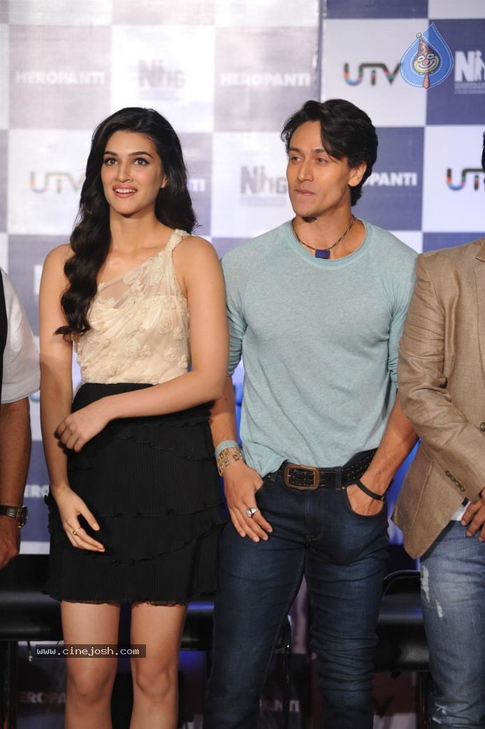 Heropanti First Look Launch - 57 / 93 photos