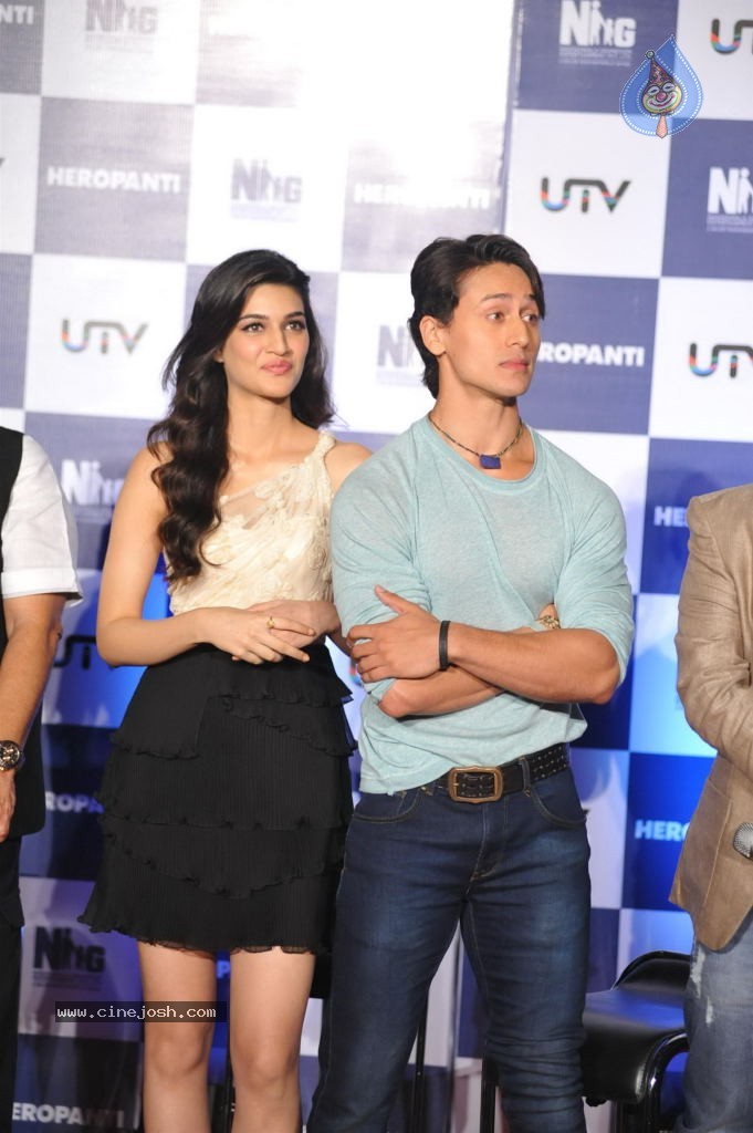 Heropanti First Look Launch - 71 / 93 photos