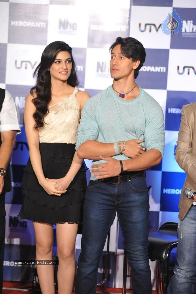 Heropanti First Look Launch - 87 / 93 photos