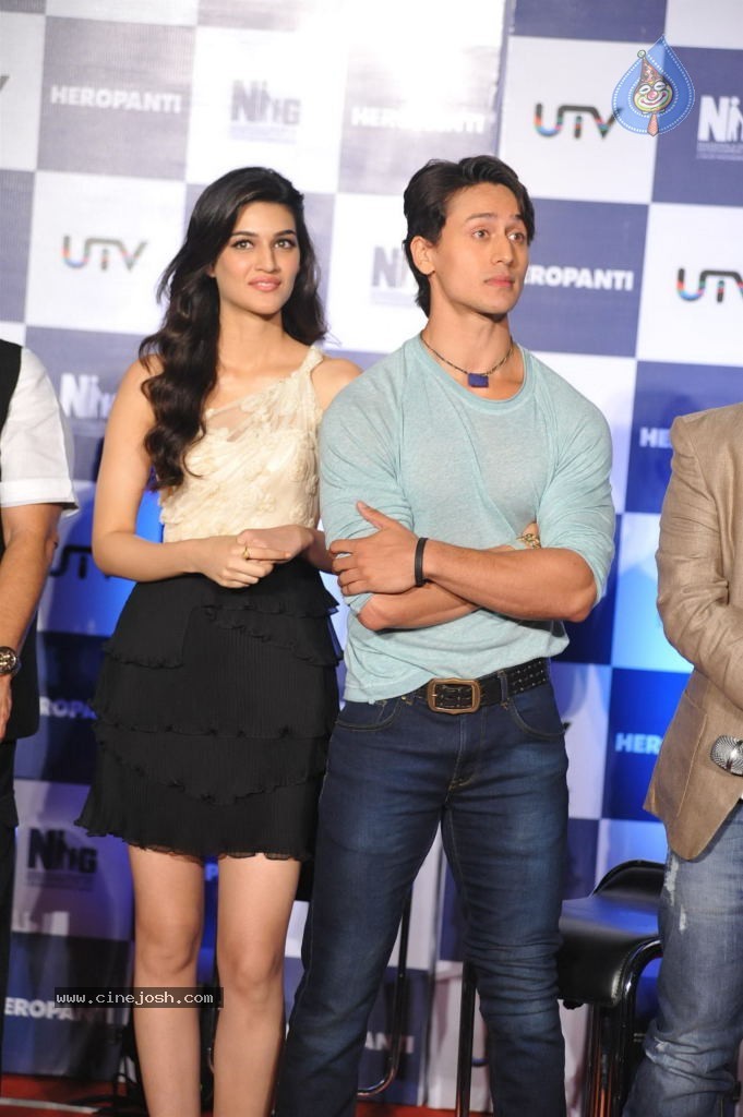 Heropanti First Look Launch - 89 / 93 photos