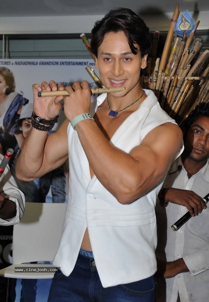 Heropanti Whistle Bajja Song Launch - 10 / 39 photos