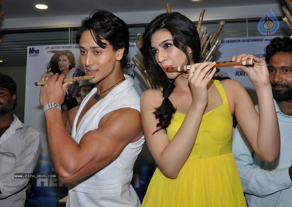 Heropanti Whistle Bajja Song Launch - 11 / 39 photos