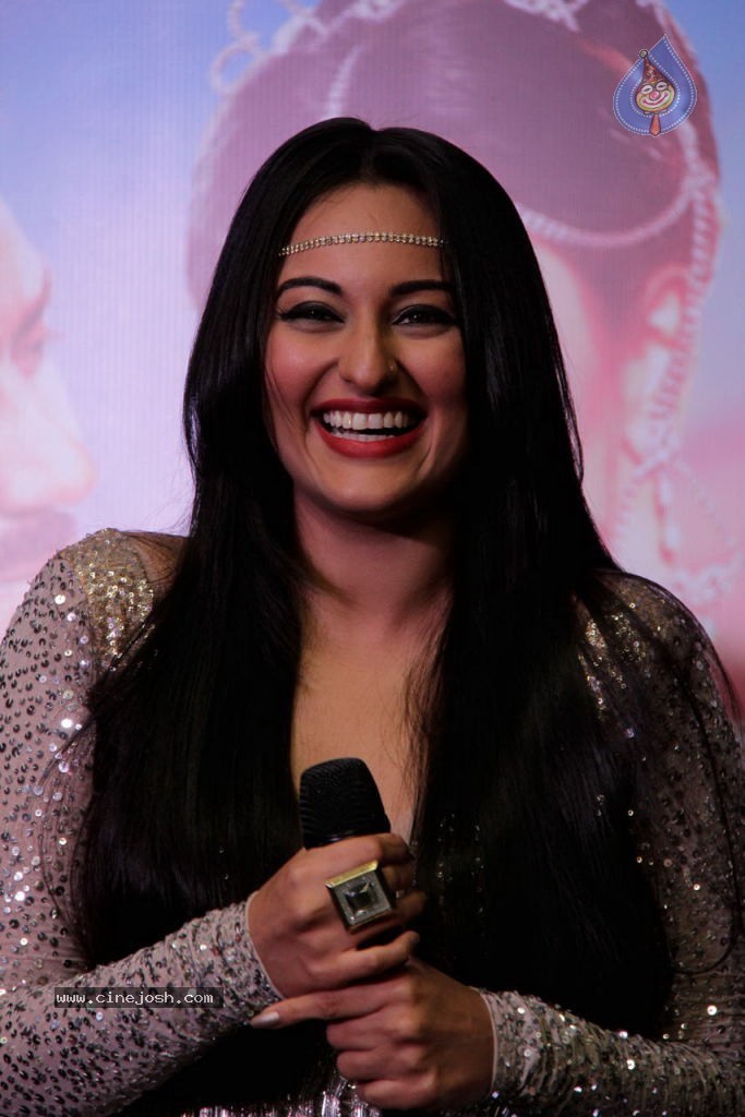 Himmatwala Item Song Launch Event - 18 / 24 photos