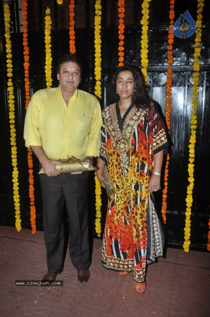 Hot Bolly Celebs at Ekta Kapoor Diwali Party - 81 / 86 photos