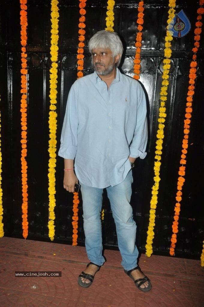 Hot Bolly Celebs at Ekta Kapoor Diwali Party - 83 / 86 photos