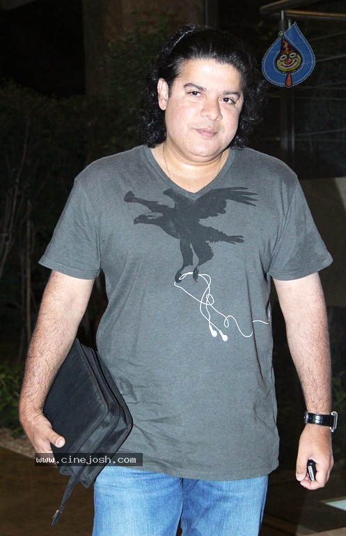 Hot Bolly Celebs at Farah Khan's House Warming Party - 80 / 95 photos