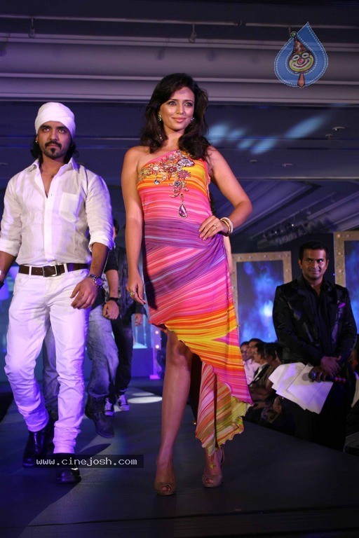 Hot Bolly Celebs at Gitanjali Ticket to Bollywood Event - 50 / 98 photos