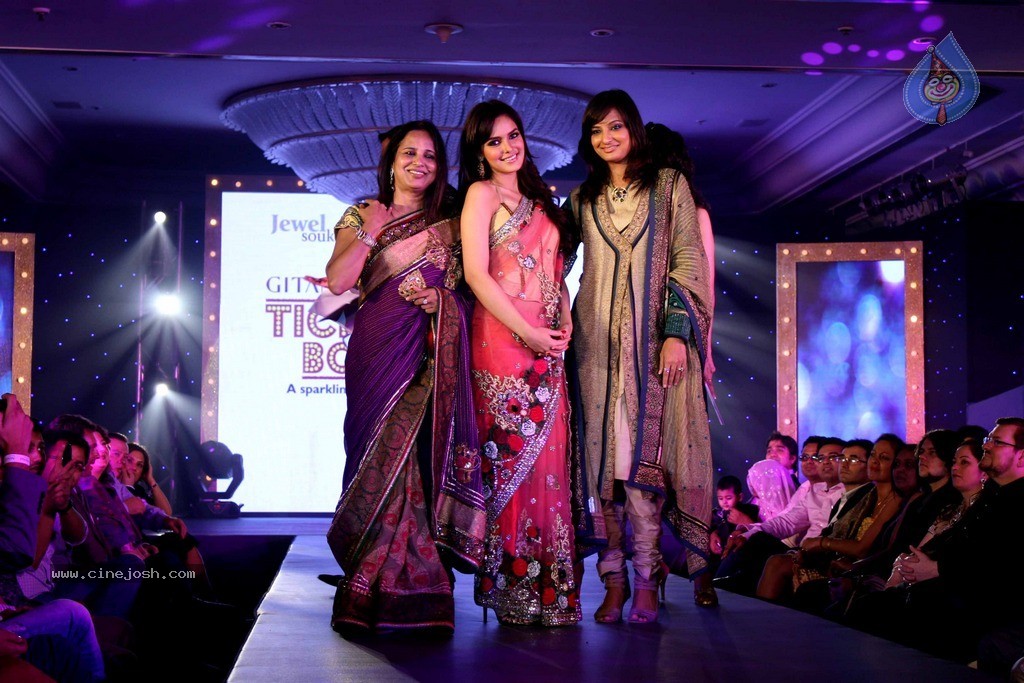 Hot Bolly Celebs at Gitanjali Ticket to Bollywood Event - 65 / 98 photos