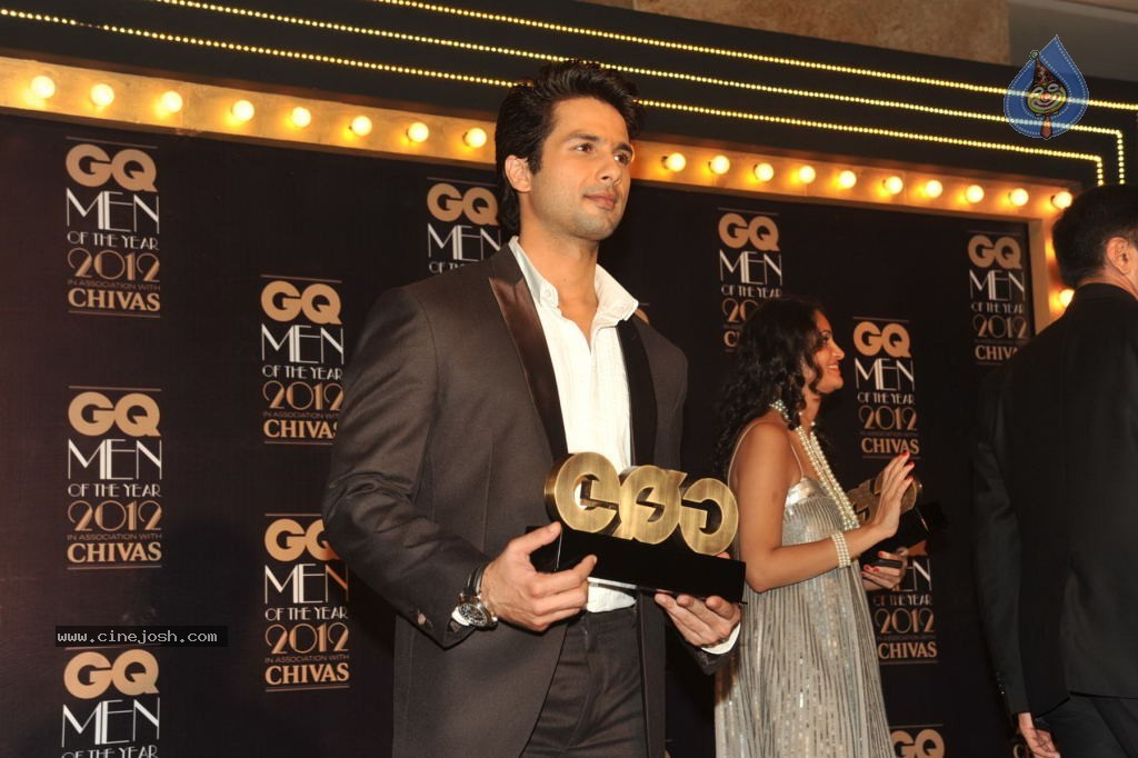 Hot Bolly Celebs at GQ Men of the Year Awards 2012 - 3 / 158 photos