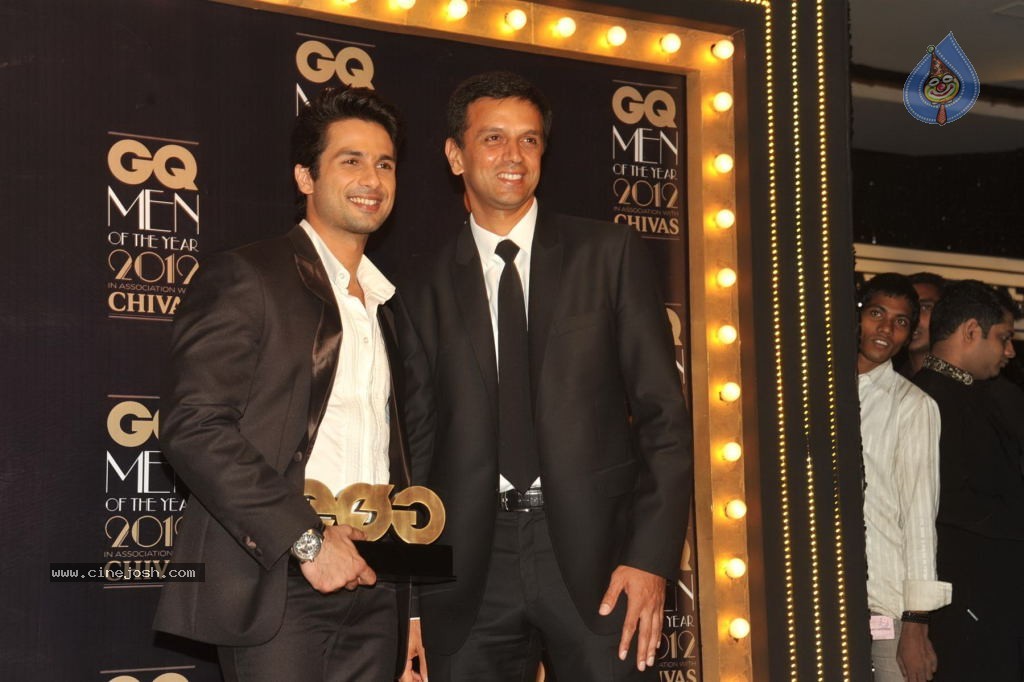 Hot Bolly Celebs at GQ Men of the Year Awards 2012 - 65 / 158 photos