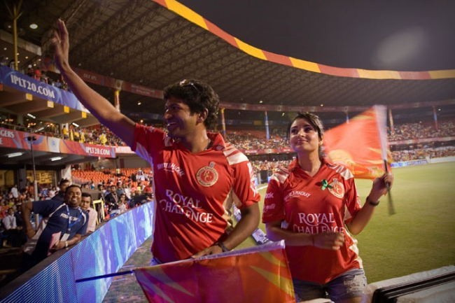 Hot Bolly Celebs at IPL - 21 / 48 photos