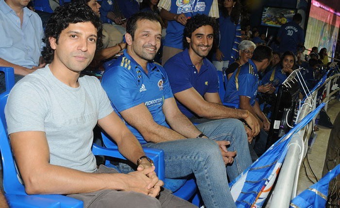 Hot Bolly Celebs at IPL - 48 / 48 photos