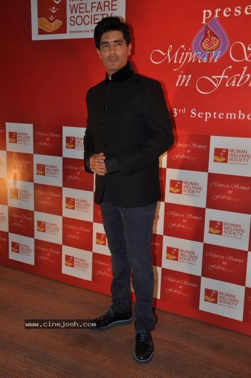 Hot Bolly Celebs at Mijwan Welfare Society Fashion Show - 37 / 131 photos