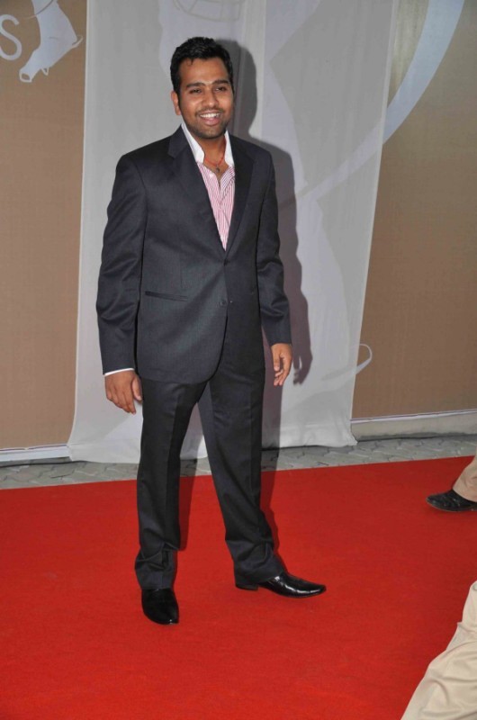 Hot Bolly Celebs at Sahara IPL Awards 2010 Ceremony - 57 / 62 photos