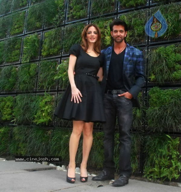 Hot Bolly Celebs at The Charcoal Project Launch - 28 / 108 photos