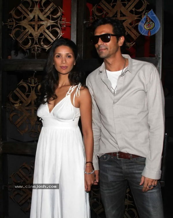 Hot Bolly Celebs at The Charcoal Project Launch - 29 / 108 photos