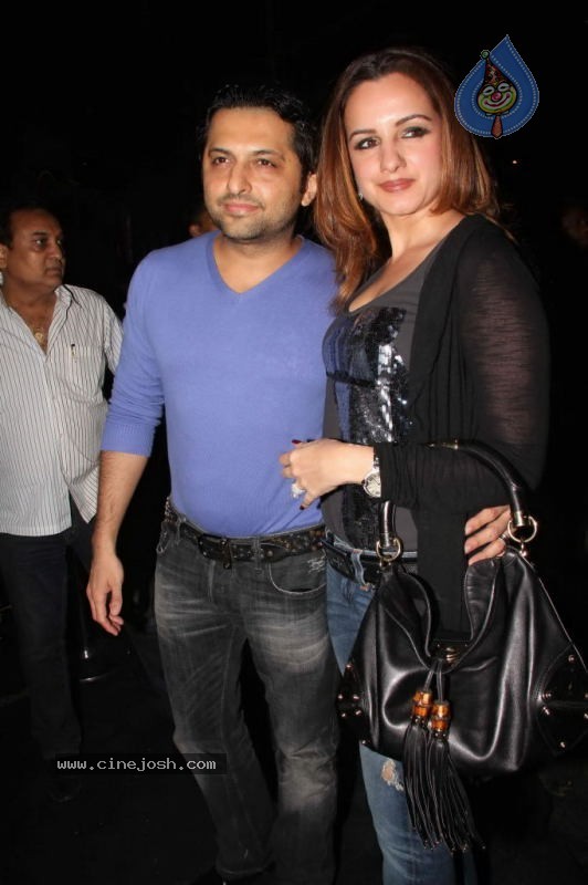 Hot Bolly Celebs at The Charcoal Project Launch - 39 / 108 photos