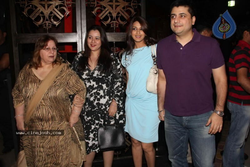 Hot Bolly Celebs at The Charcoal Project Launch - 40 / 108 photos