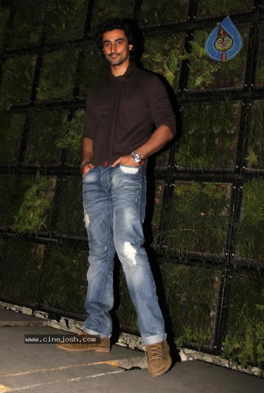 Hot Bolly Celebs at The Charcoal Project Launch - 84 / 108 photos