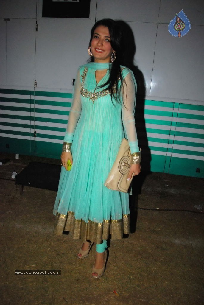 Hot Bolly Celebs at Umang 2012 - 18 / 149 photos